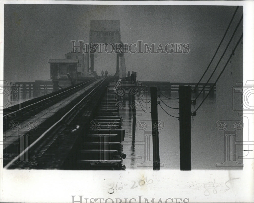 1977 Press Photo Fog over Manatee River - Historic Images