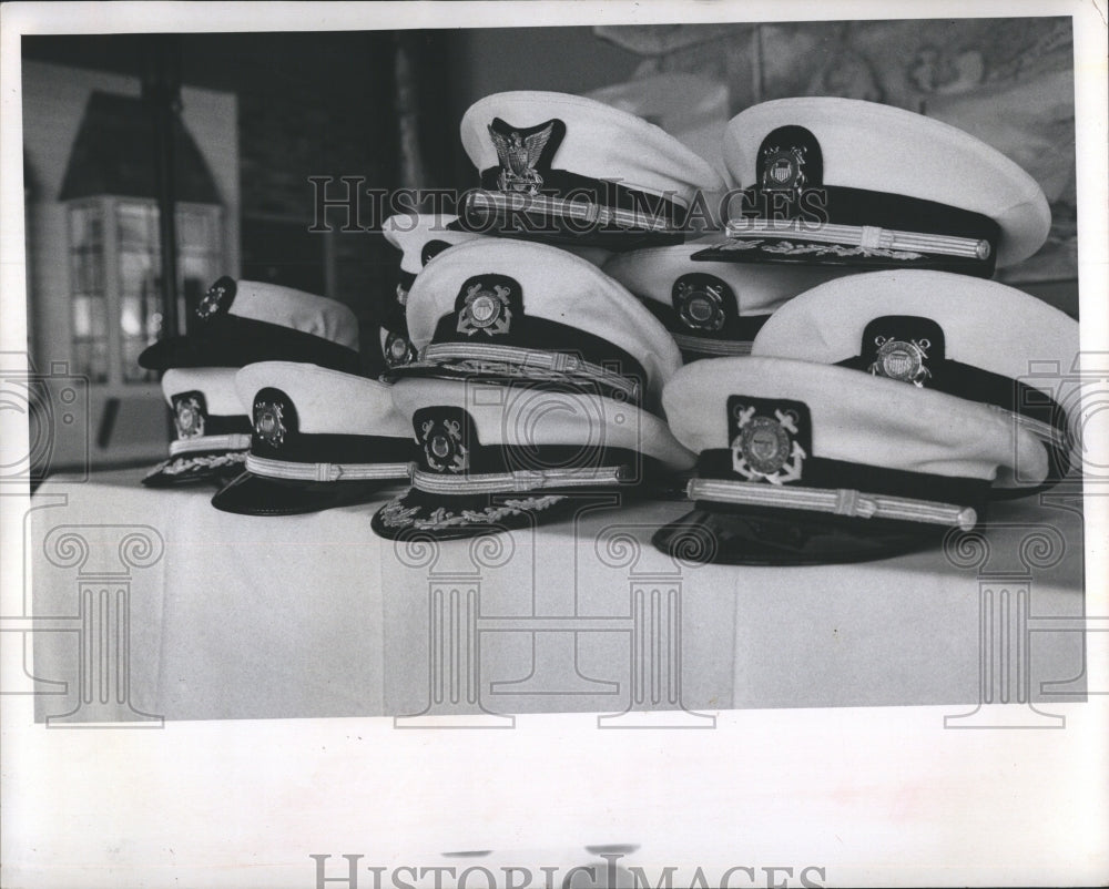 1972 Press Photo Coast Guard Auxiliary Hats. - Historic Images