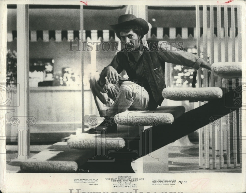 Press Photo Dustin Hoffman the man in the picture. - RSH11643 - Historic Images