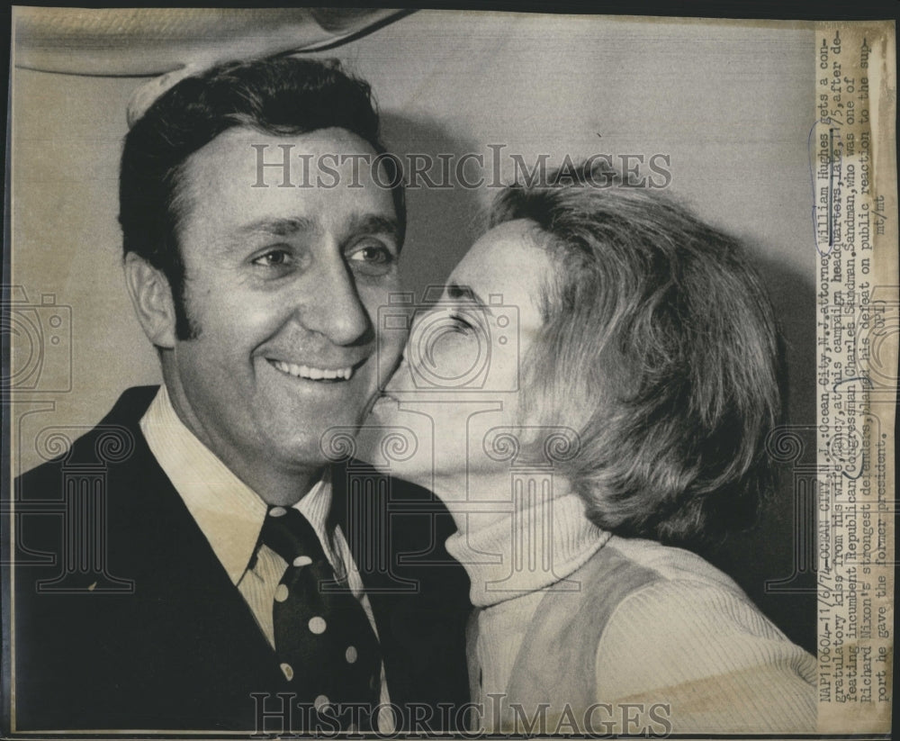 1974 Press Photo  Attorney William Hughes Kiss Wife Nancy Representative - Historic Images