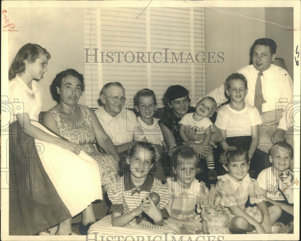 1971 Press Photo Largest Family Winner David Humberstone 12 Members - Historic Images