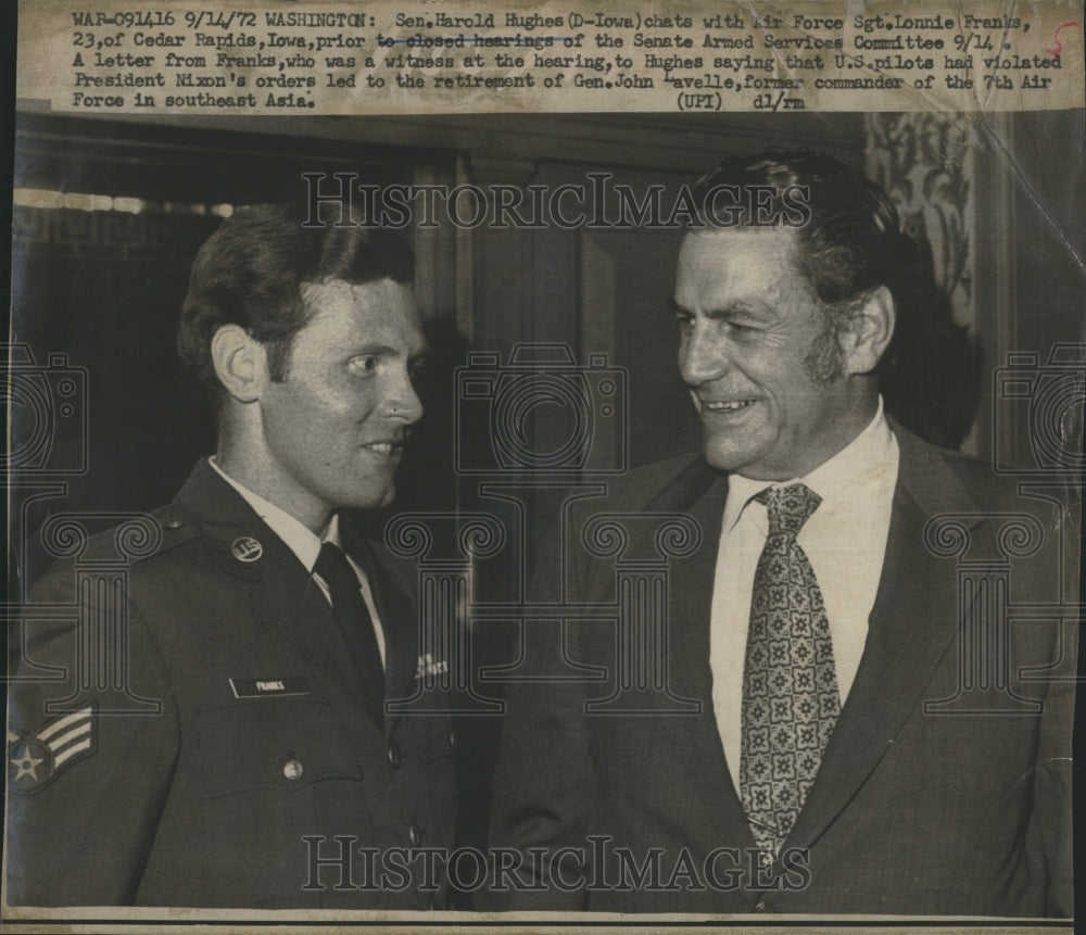 1972 Press Photo Senator Harold Hughes Sargent Lonnie Franks - RSH11891 - Historic Images