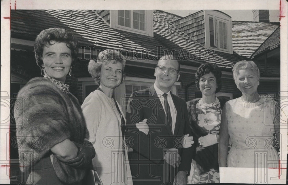 1963 Press Photo Mrs. David K. Davis, Mrs. James E. Tobias, Don Rece - Historic Images