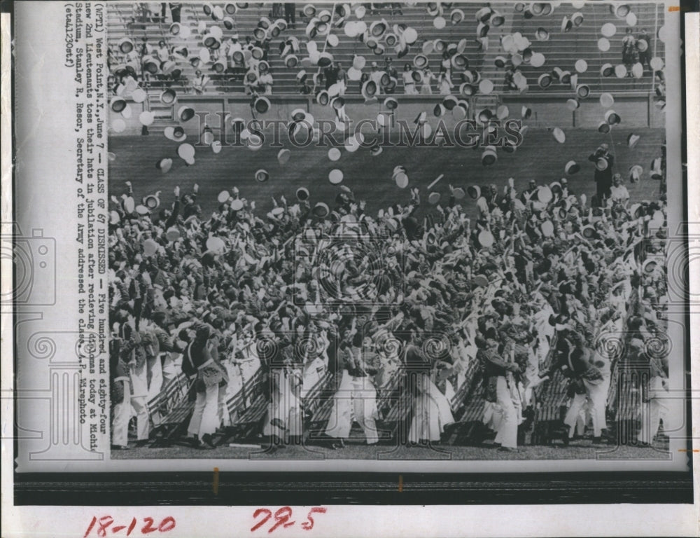 1967 2nd Lieutenants recieve their diplomas-Historic Images