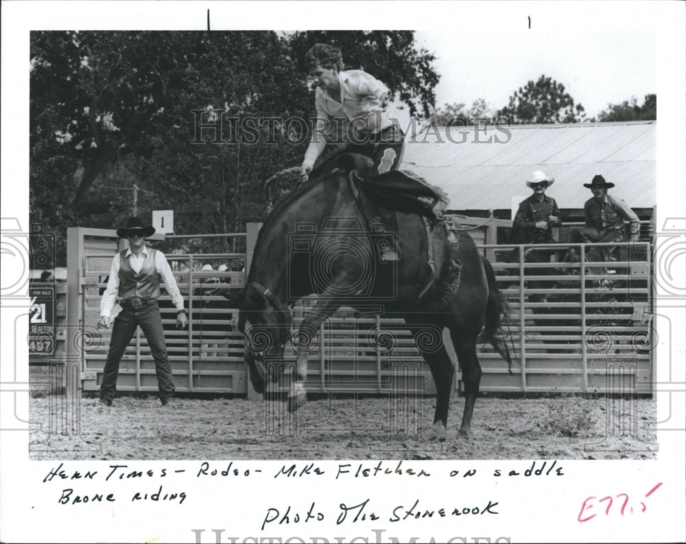 1986 Mike Fletcher Riding Horse Bronc Riding Rodeo Competition-Historic Images