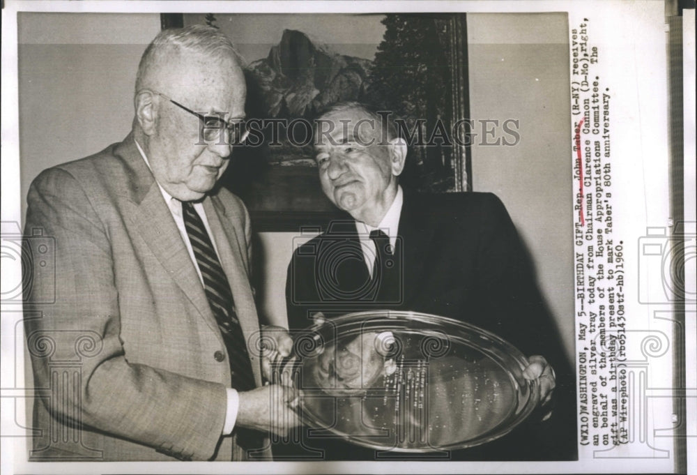 1960 Press Photo Re.John Taber receives a silver tray from Chairman Clarance Can - Historic Images