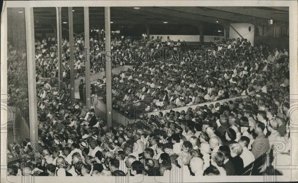 1948 Press Photo Ohio Sen. Robert Taft address a Pinellas County crowd - Historic Images