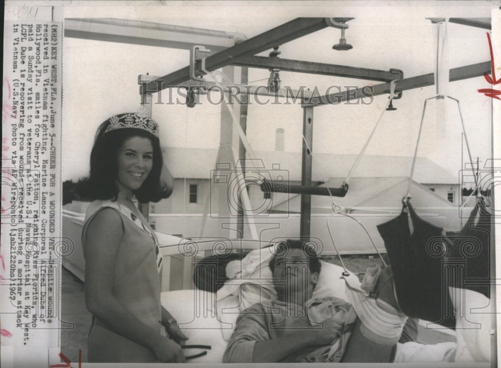 1967 Press Photo Alfred Dube Cheryl Patton Miss Florida - Historic Images