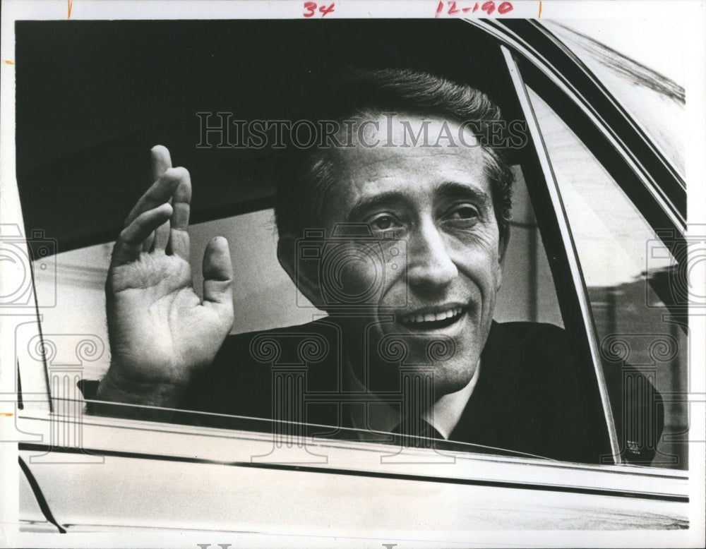 1968 Press Photo Comedian Pat Paulsen In CBS Show Pat Paulsen For President - Historic Images