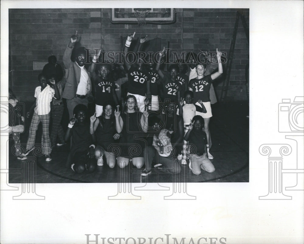 1975 Press Photo The Dunnellon Celtics - Historic Images