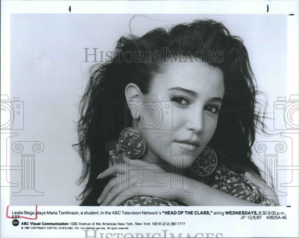 1989 Press Photo Leslie Bega in &quot;Head Of The Class.&quot; - Historic Images