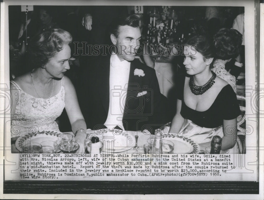 1958 Press Photo Rubirosa Stolen Jewelry - Historic Images