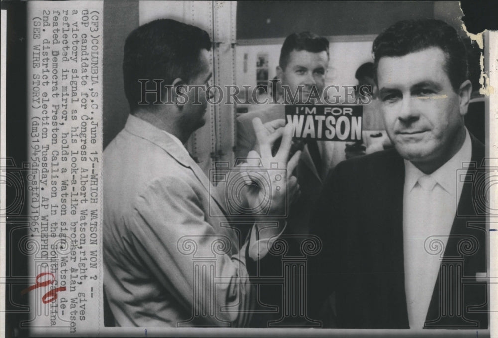 1965 Press Photo Albert Watson(right) who won the election to congress - Historic Images