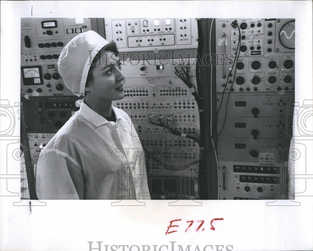 1964 Press Photo Kenneth Watkins and wife Linda - Historic Images