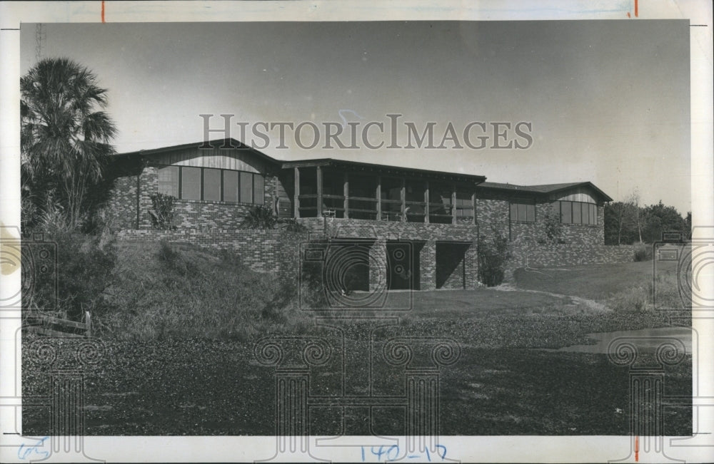 1976 Press Photo Jack Watkins home. - RSH13253 - Historic Images