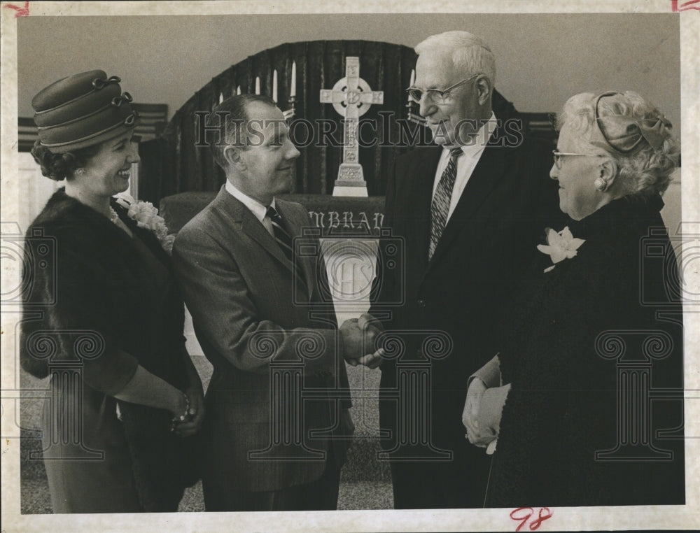 1962 Press Photo Reverend William Sloan McKee Wife Woodlawn Presbyterian Church - Historic Images