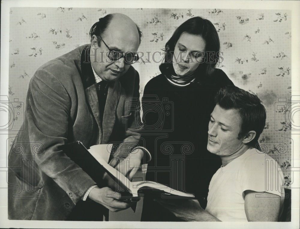 1967 Press Photo John Moxey who guided the ABC production of &quot;Laura&quot; a &quot;movie ni - Historic Images