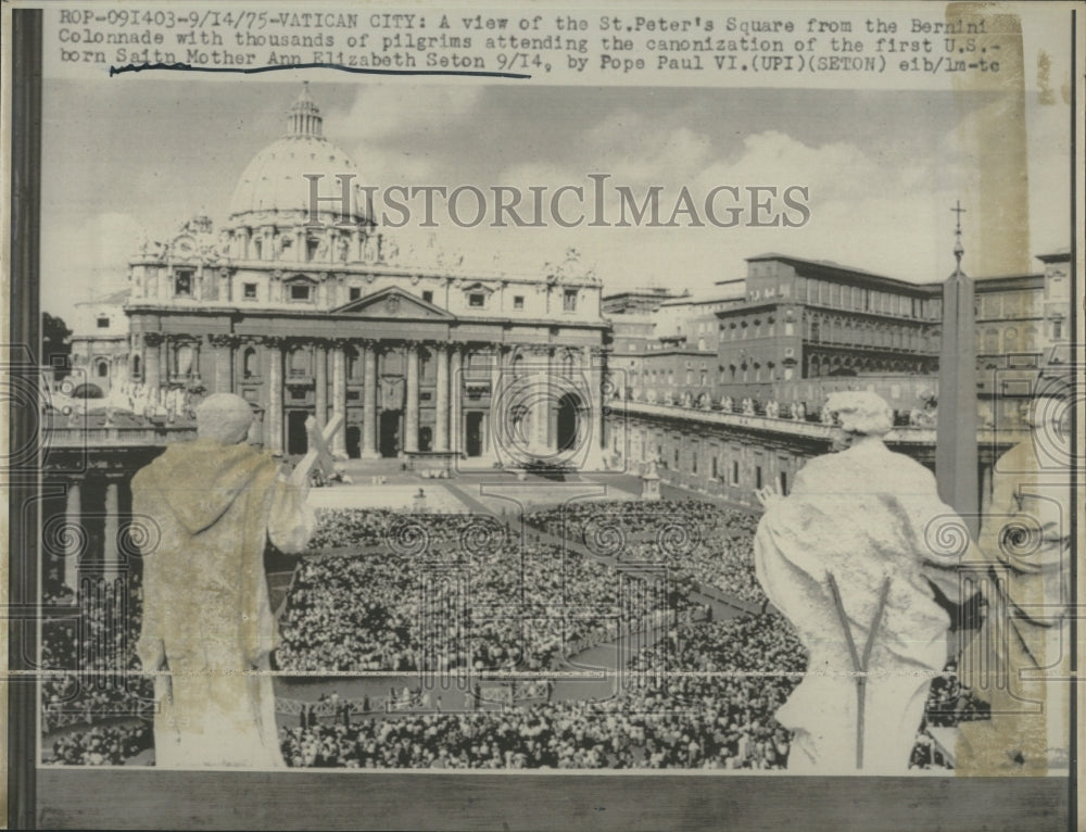 1975 Press Photo Vatican City St. Peter's Square Italy - Historic Images
