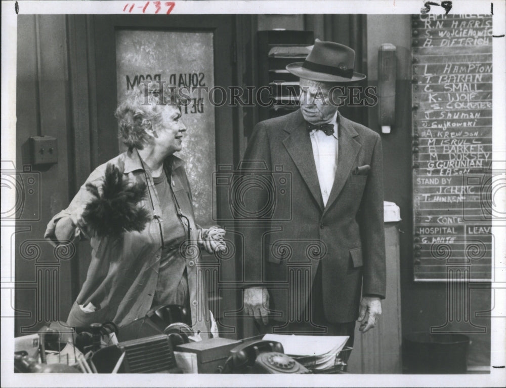 1980 Press Photo Kay Medford and James Gregory - Historic Images