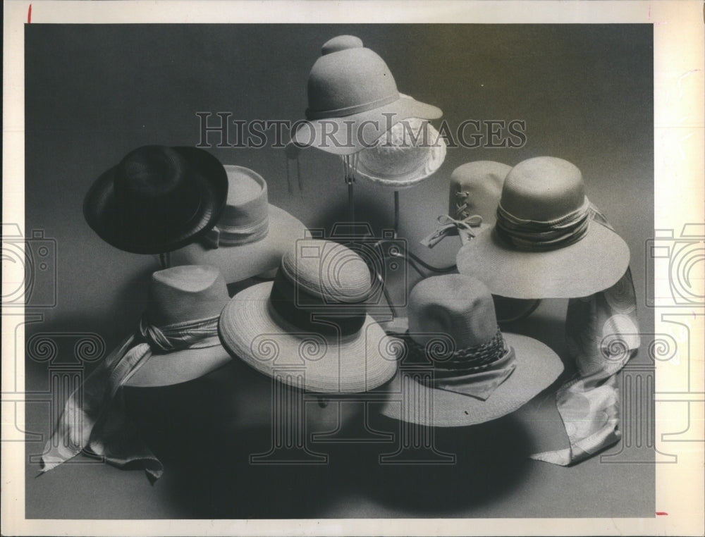 1970 Press Photo Various Hats On Display - Historic Images