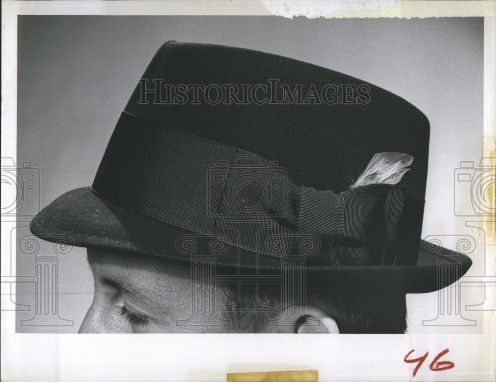 Press Photo Hats - RSH13713 - Historic Images