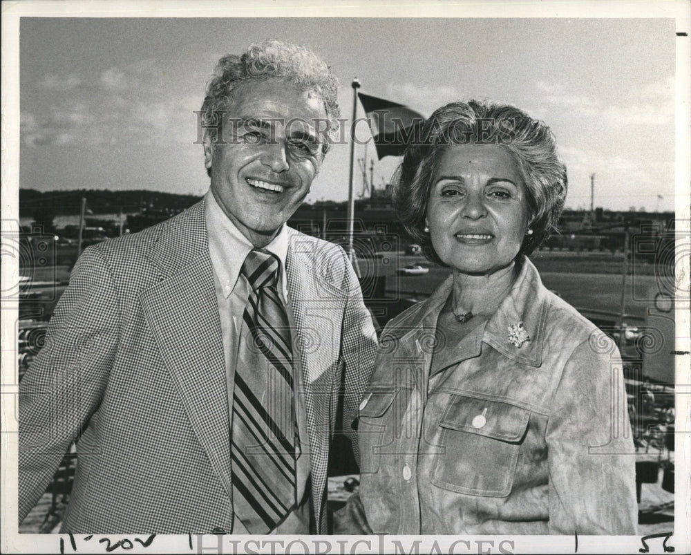 1975 Press Photo Mardi Grace Deranian Florida - RSH13867 - Historic Images