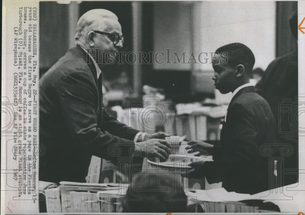 1967 Press Photo Lofton Monour and a 13 year old boy - Historic Images