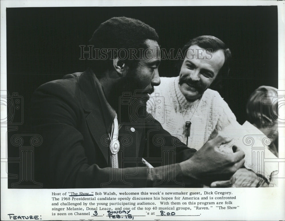 1970 Press Photo Bob Walsh &amp; Dick Gregory, T Show Hosts - RSH14053 - Historic Images