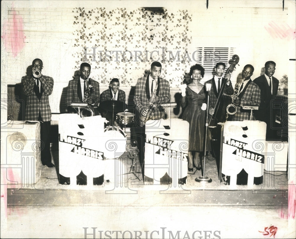 1958 Press Photo Manzy Harris Orchestra - Historic Images