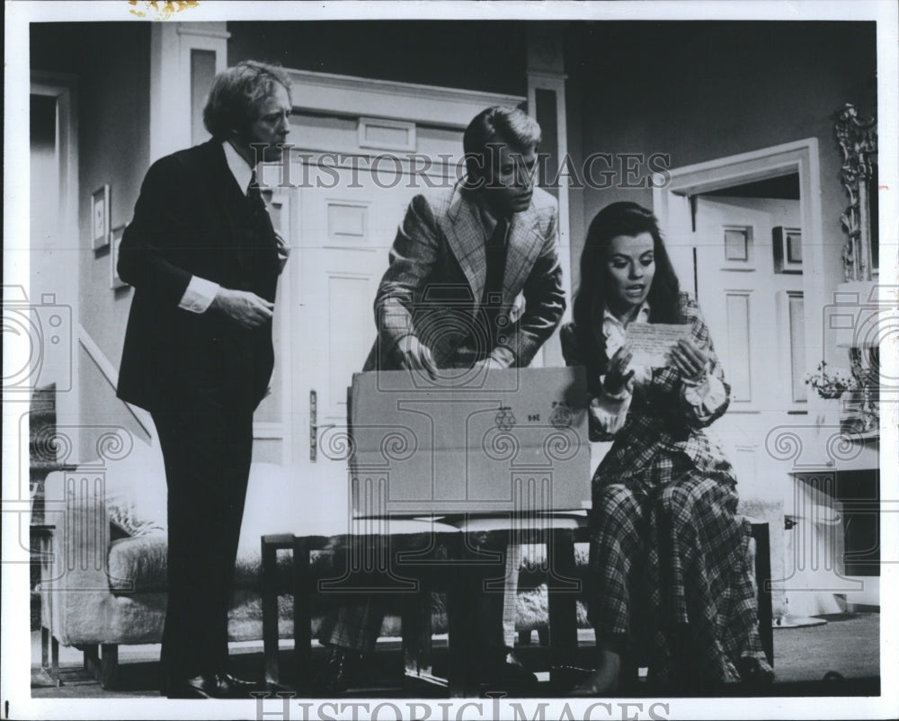 1973 Press Photo Noel Harrison and other actors in the play No Sex Please - Historic Images