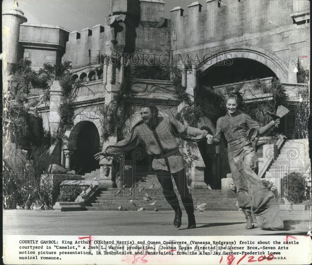 1968 Press Photo Actors Richard Harris Vanessa Redgrave Camelot - RSH14323 - Historic Images
