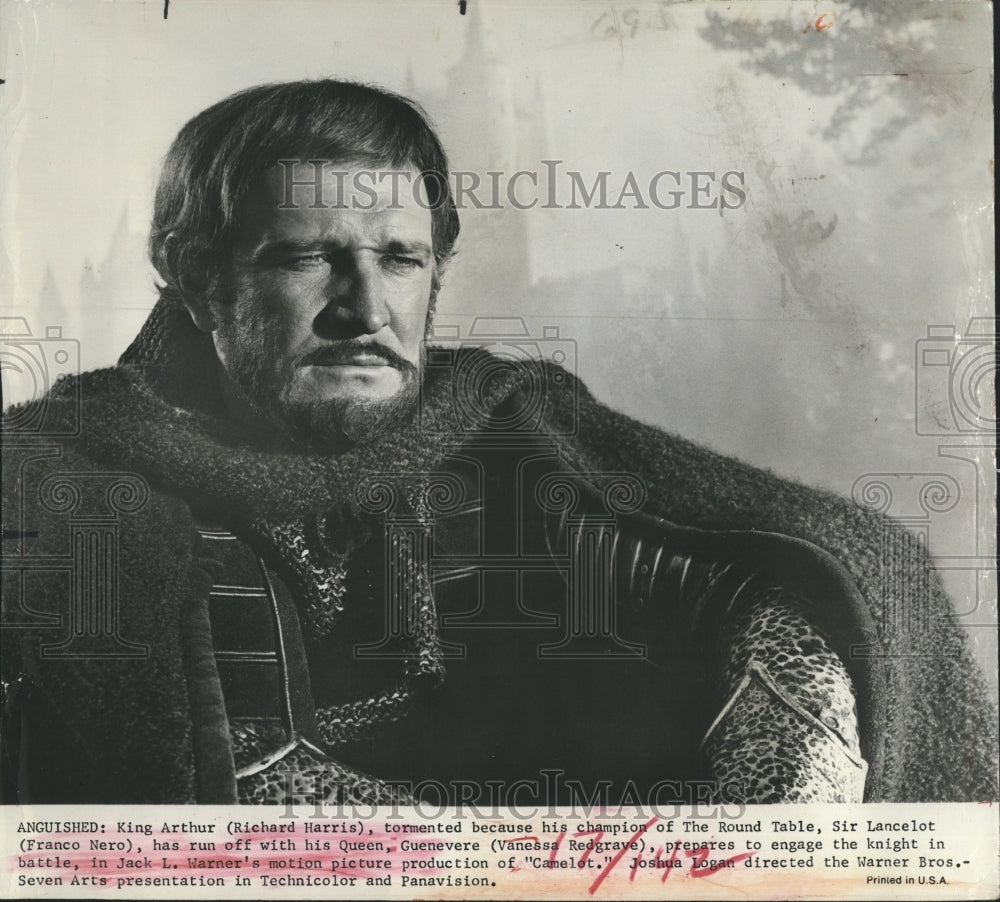 1967 Press Photo Richard Harris Plays King Arthur in &quot;Camelot&quot; - RSH14333 - Historic Images