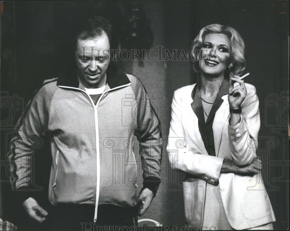 1980 Press Photo Noel Harrison and Anne Butler in the Country Playhouse. - Historic Images