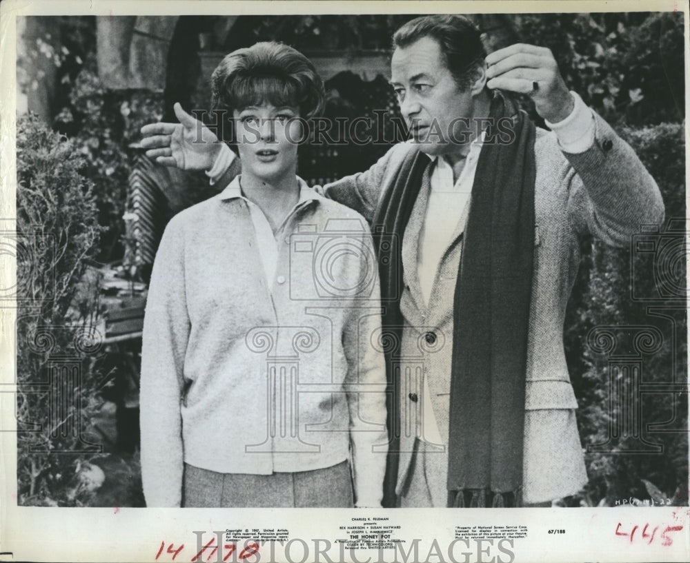 1962 Press Photo Rex Harrison and Maggie Smith in "The Honey Pot." - Historic Images