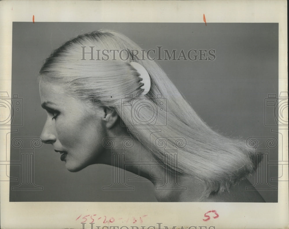 1976 Press Photo Hair Accessories - RSH14577 - Historic Images