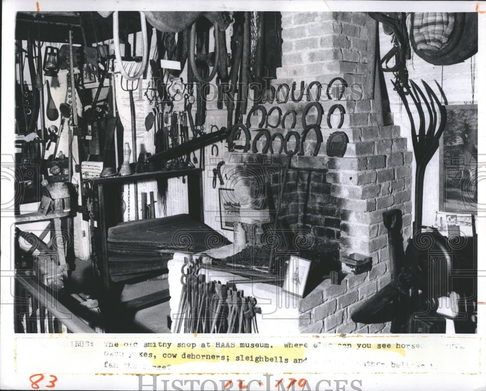 1974 Press Photo Haas Museum Blacksmith - Historic Images