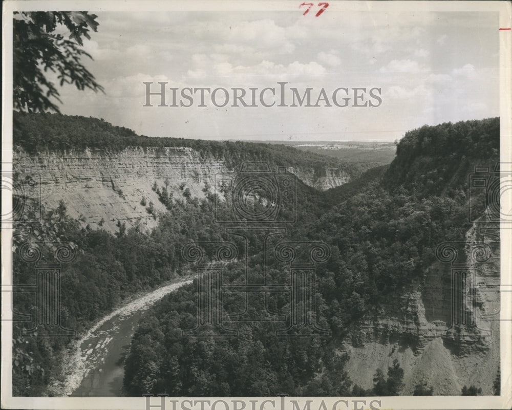 1965 Press Photo New York State, Parks - Historic Images