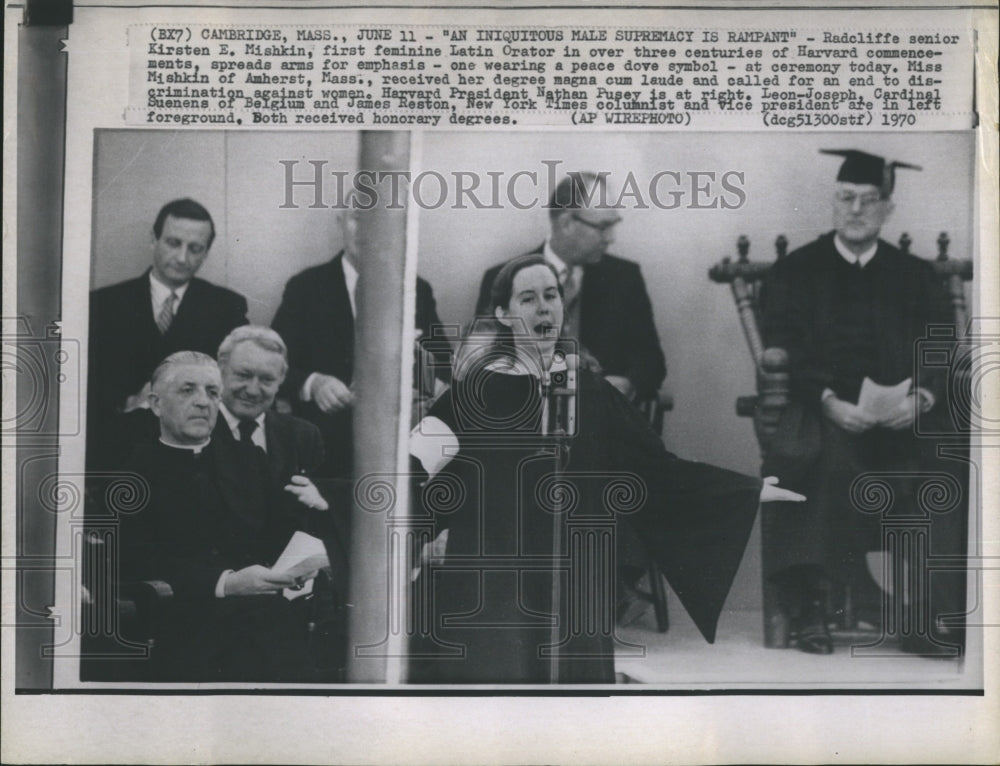 1970 Press Photo Kirsten E. Mishkin speaks at Harvard commencement. - Historic Images