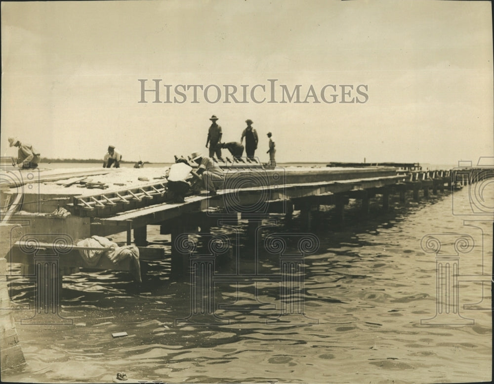 1936 Press Photo A picture of Gulfport Pier under construction. - RSH15251 - Historic Images