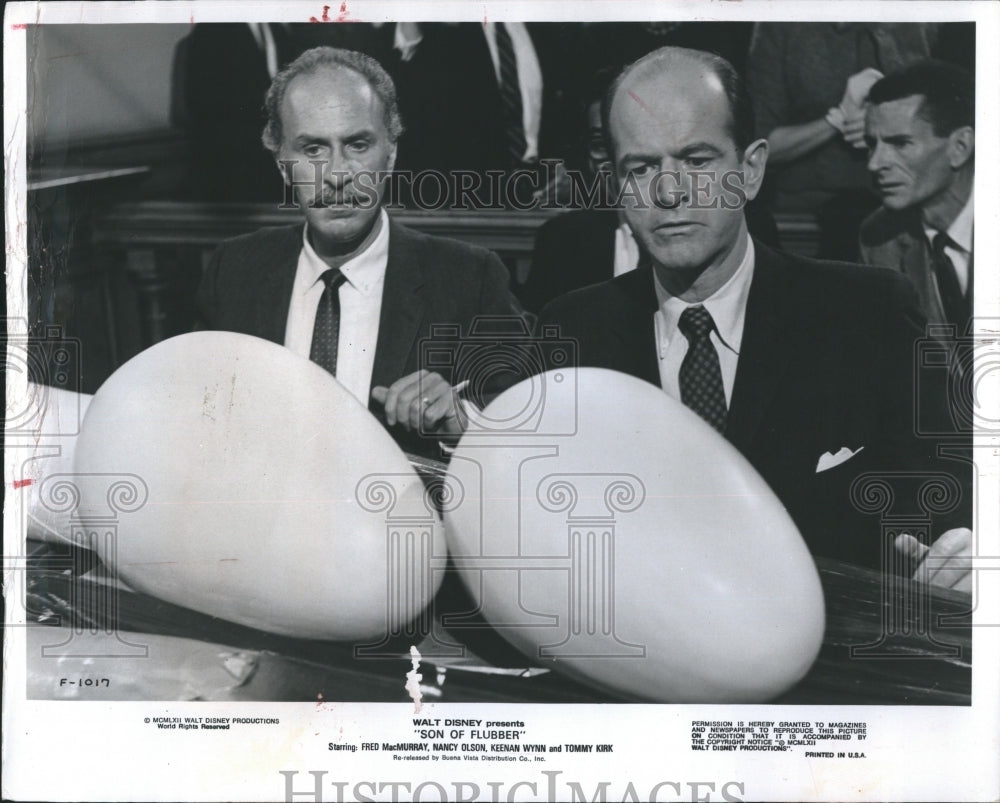 1974 Press Photo Keenan Wynn Alan Hewitt Actors Son Of Flubber - Historic Images