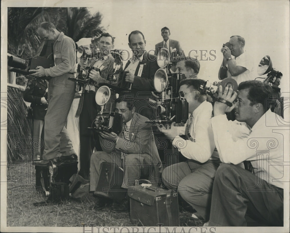 1942 Press Photo Press Photographers Record Dedication Of Park Florida - Historic Images