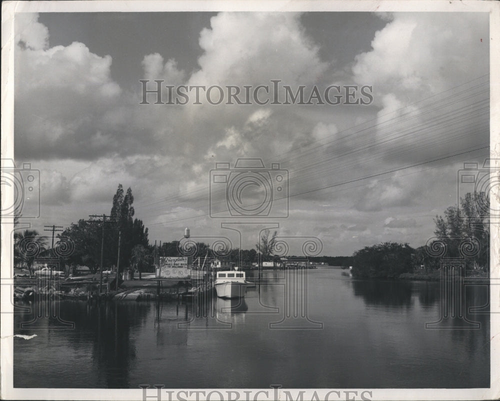 1964 Press Photo Boats Sail On Water In Everglades City Florida - RSH15655 - Historic Images