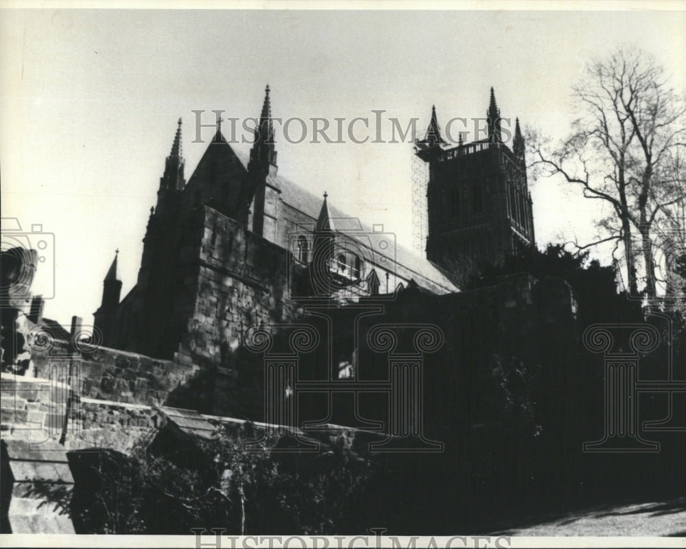 1990 Press Photo A picture of a Cathedral in England - RSH15687 - Historic Images