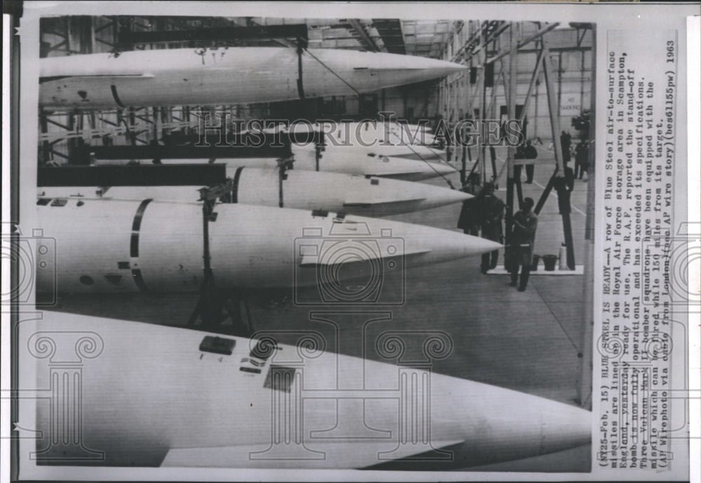 1963 Press Photo Blue Steel air-to-surface Missiles in Scampton, England - Historic Images