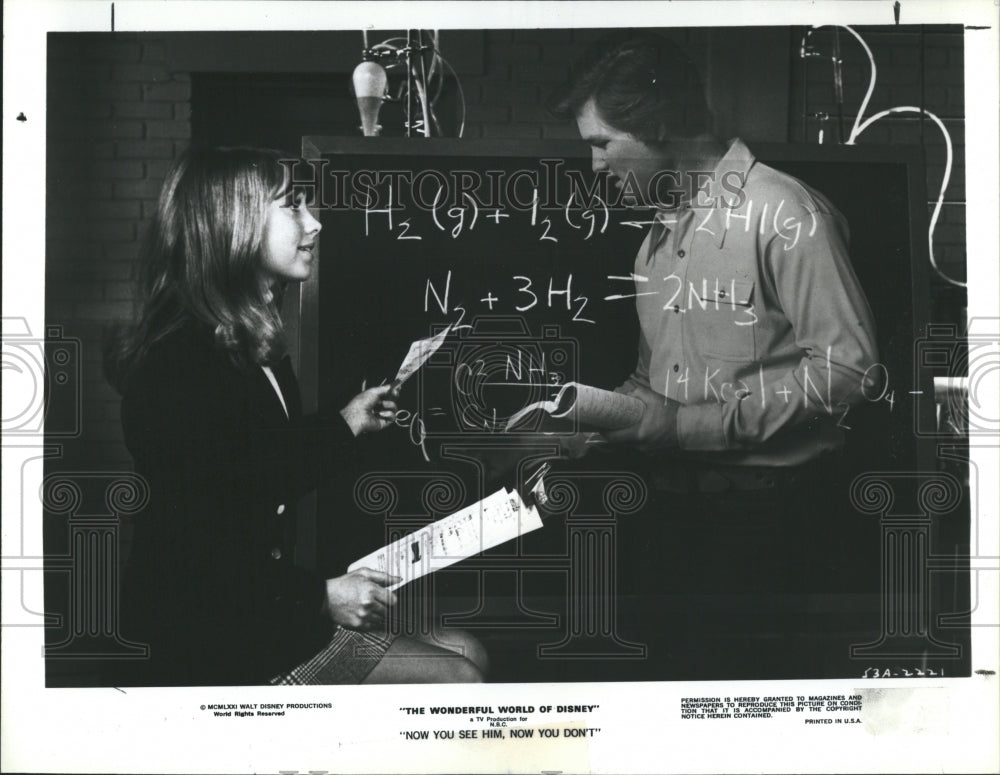 1975 Press Photo Kurt Russell in "Now You See Him, Now You Don't" - Historic Images