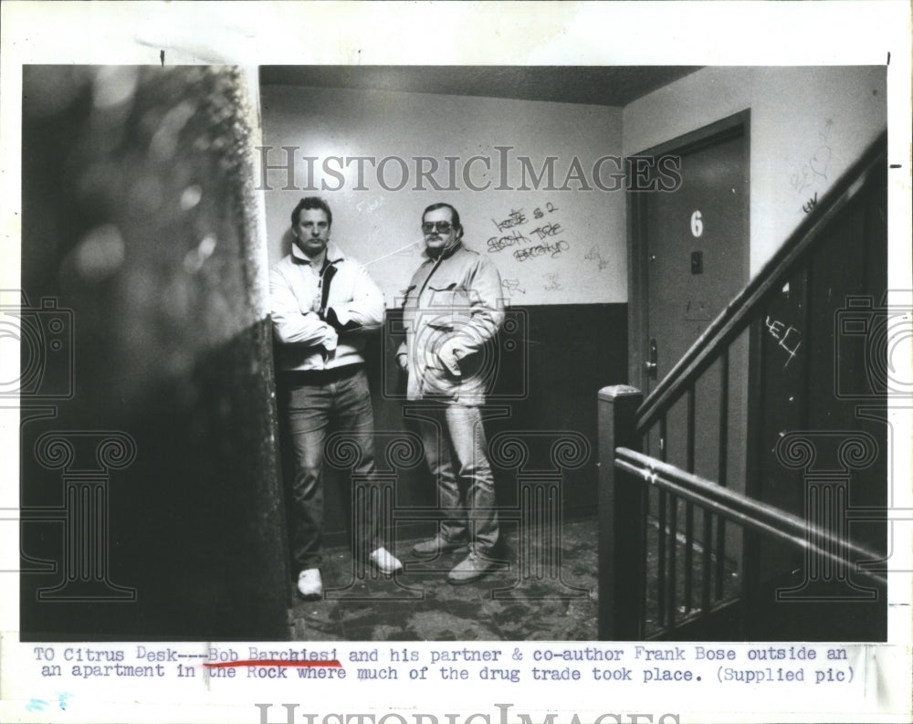 1992 Press Photo NY Officer Barchiesi Cocain War - Historic Images