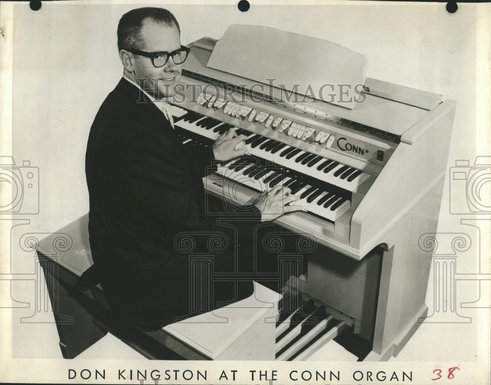 1963 Press Photo Don Kingston at the Conn Organ - RSH16077 - Historic Images