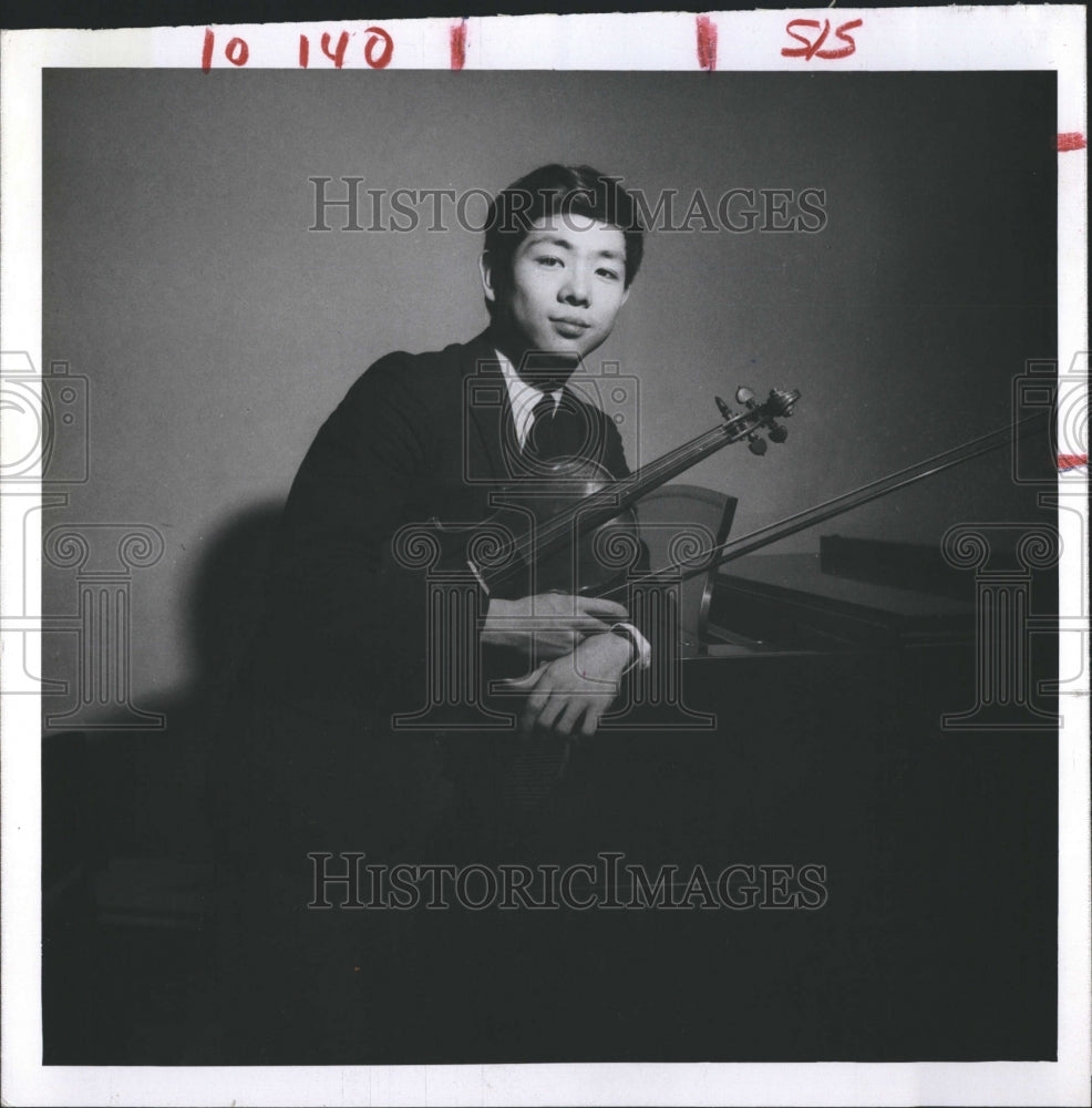 1967 Press Photo Korean violinist Kim Young Uck - RSH16145 - Historic Images