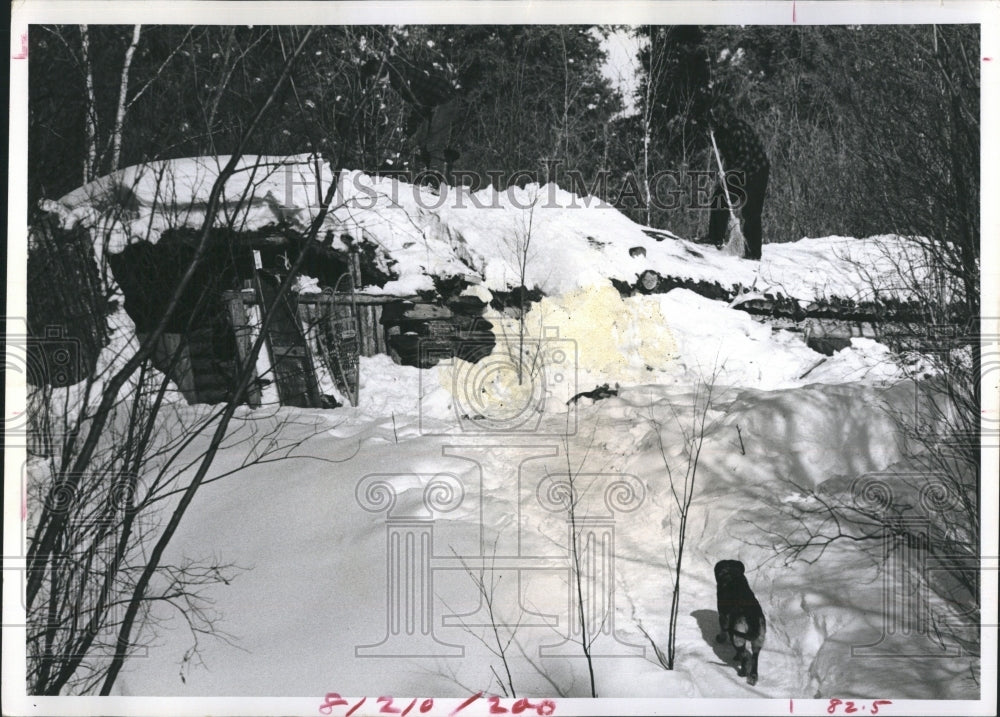 Press Photo Snow Covered Houses Homes Snowdrift Winter Weather Black&White Shot - Historic Images