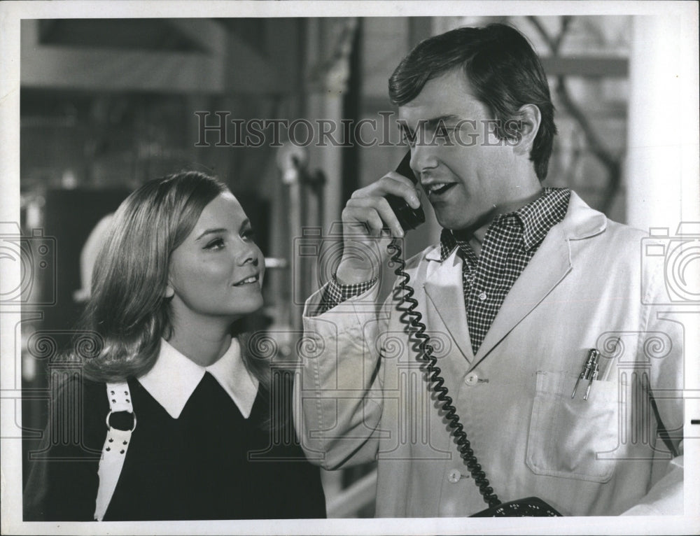 1971 Press Photo Renne Jarrett, john Fink in "Nancy" - Historic Images